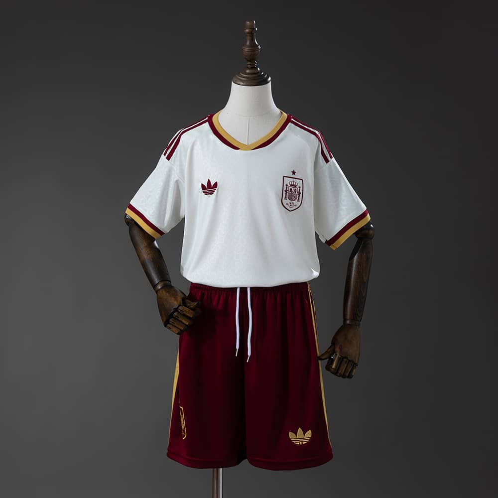 Camisola Fora Espanha 2026 Criança