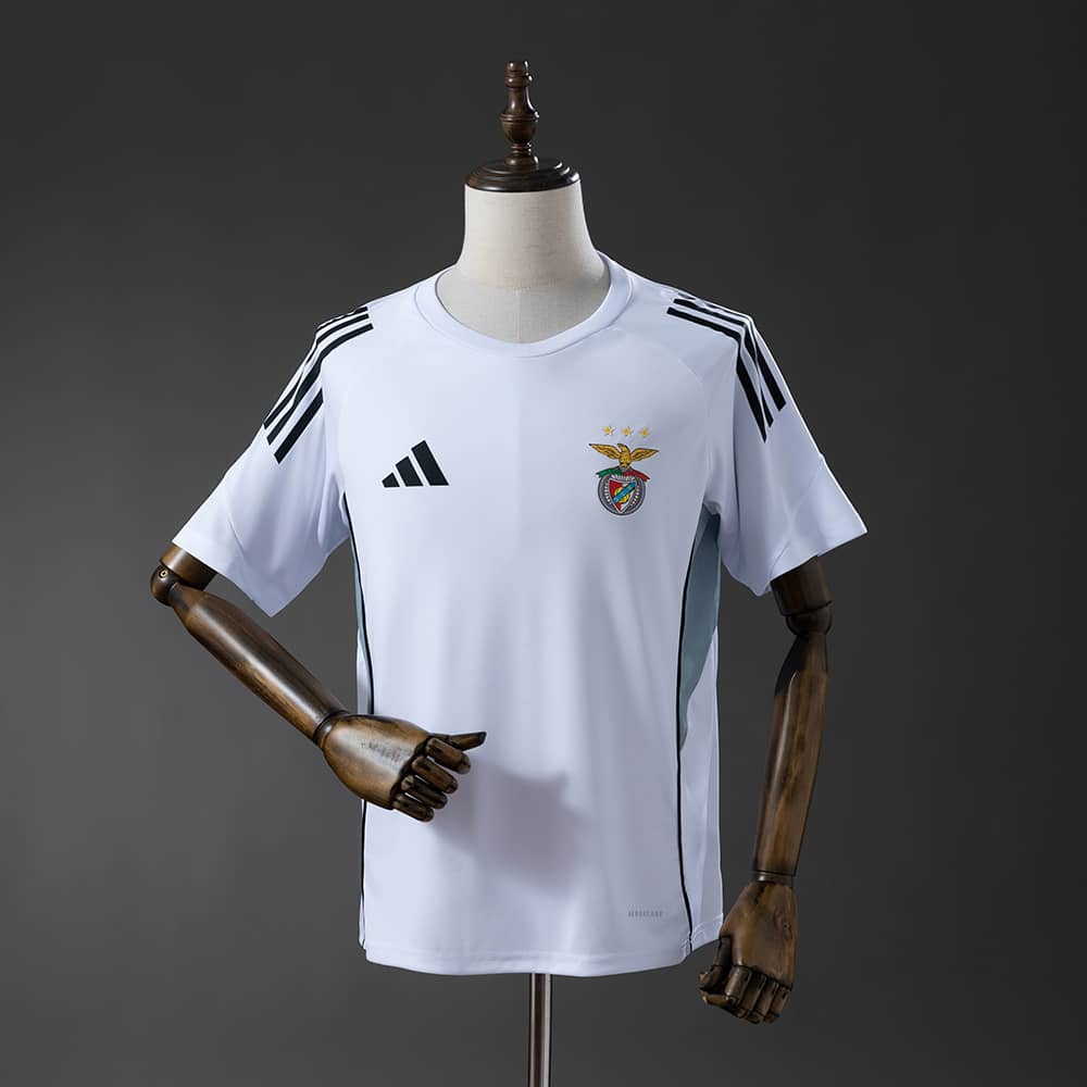 camisola branco treino Benfica 25/26