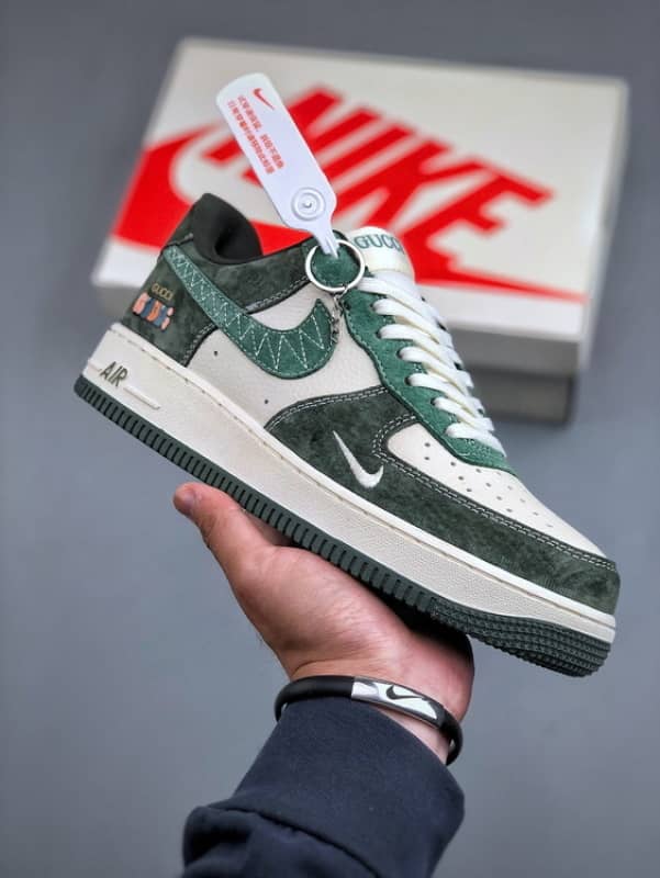 Air Force 1 '07 Low Verde Jade com Tecnologia Flywire