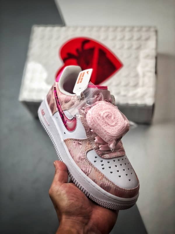 Air Force 1 '07 Low Coração Gel