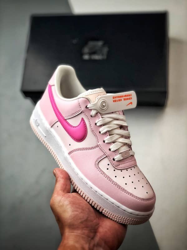 Air Force 1 '07 Low Rosa e Branco