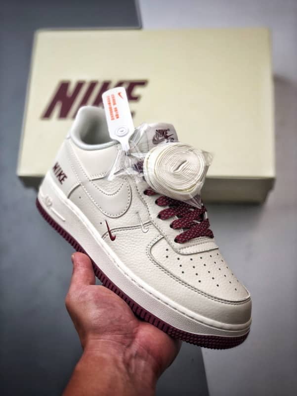Air Force 1 '07 Low Vinho 3M