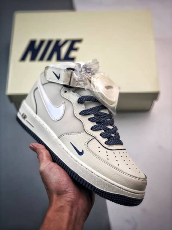 Air Force 1 07 Mid Perolado Bege Branco e Azul Escuro