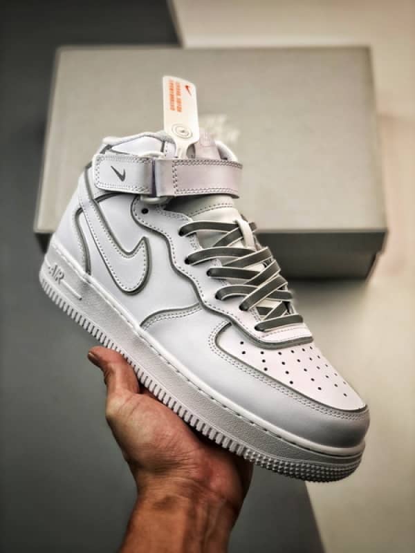 Air Force 1 07 Mid Branco e Prata 3M Reflexo