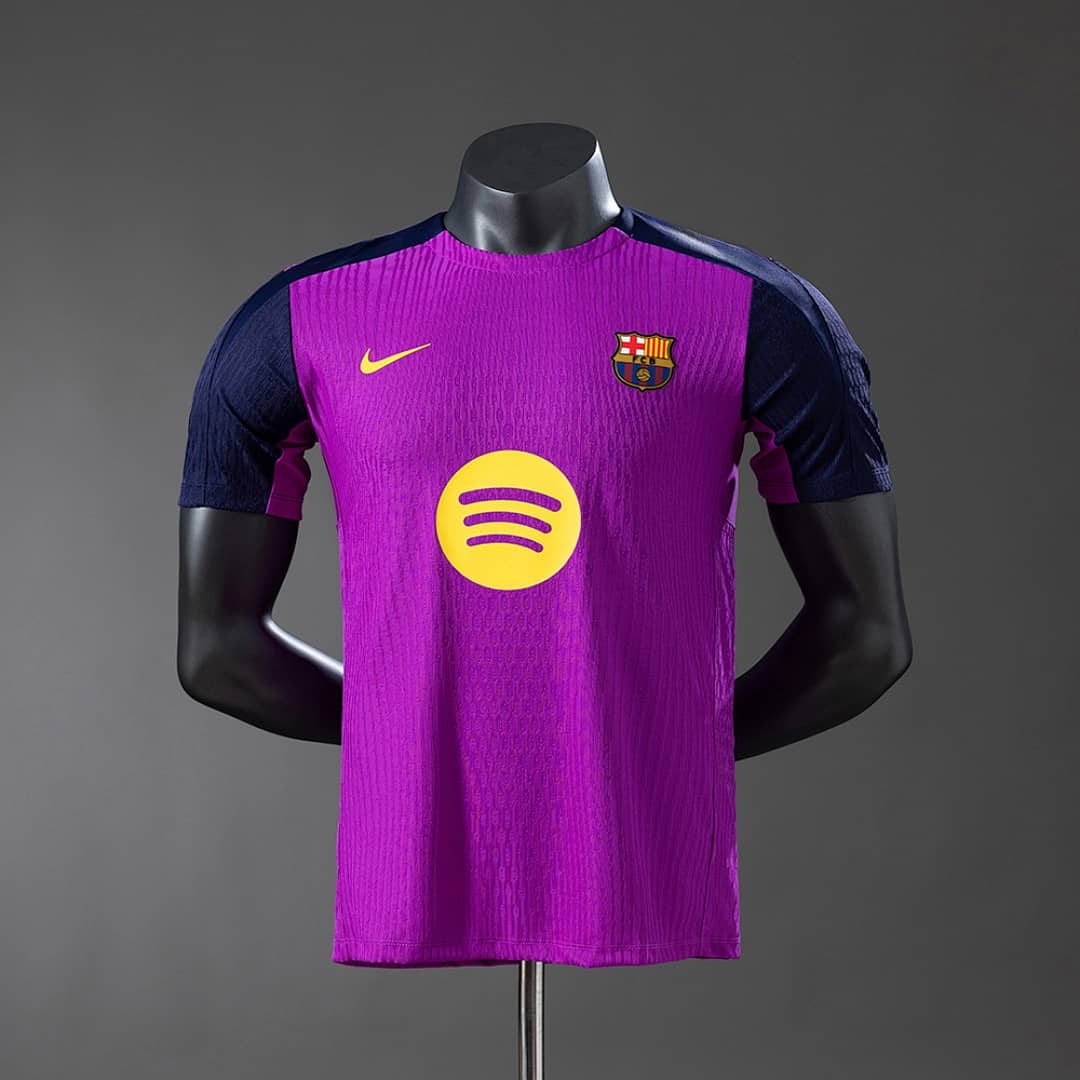 Camisola FC Barcelona 2025/2026 Pre-Jogo (Versao Jogador) (2)
