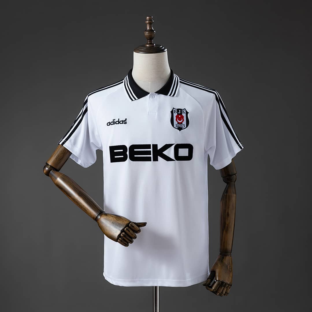 Camisola Beşiktaş Retro Principal 96/97
