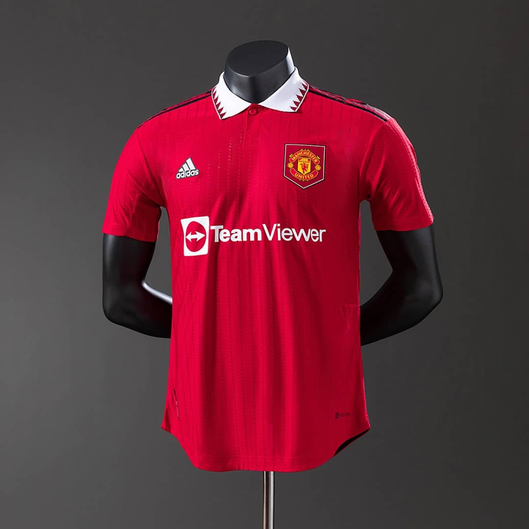 Camisola Principal do Manchester United 2022/2023 (Retro, Versao Jogador)