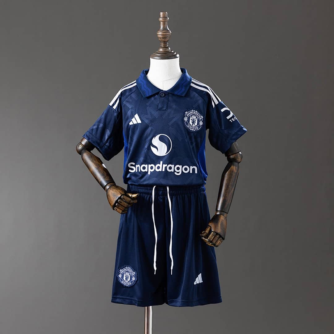Kit Crianca Manchester United Alternativa 2024/2025 (2)