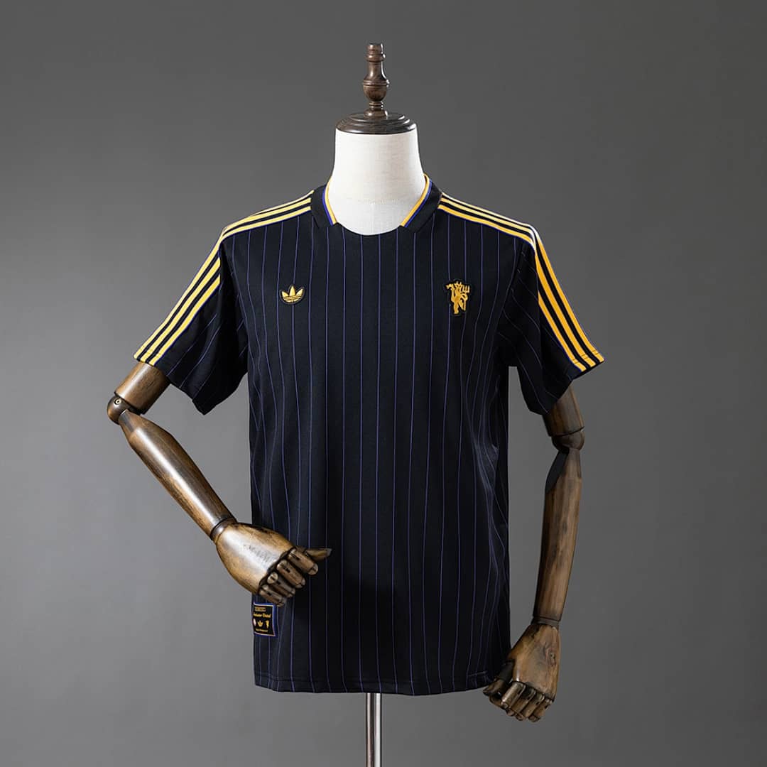 Camisola Manchester United 2025/2026 (2)