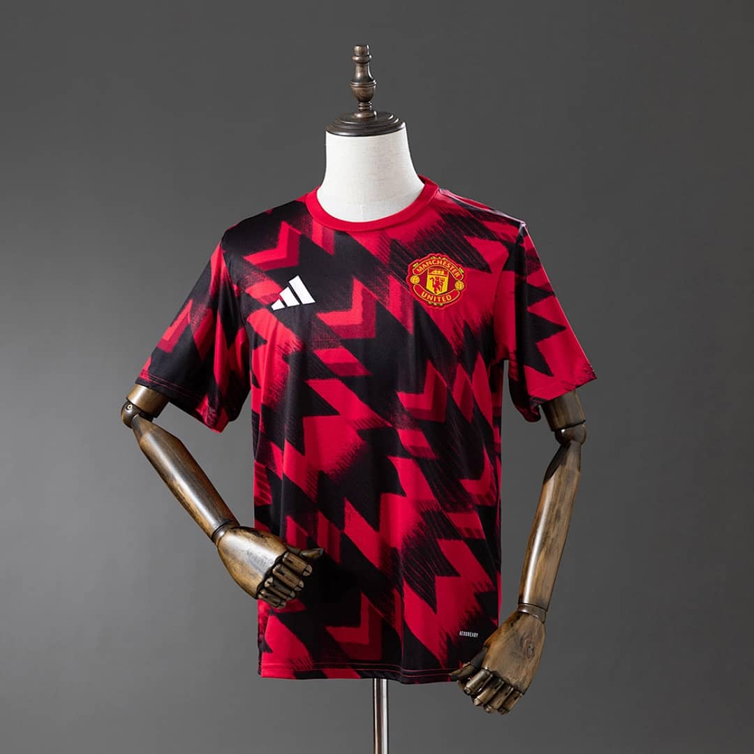 Camisola Manchester United 2025/2026 Pre-Jogo