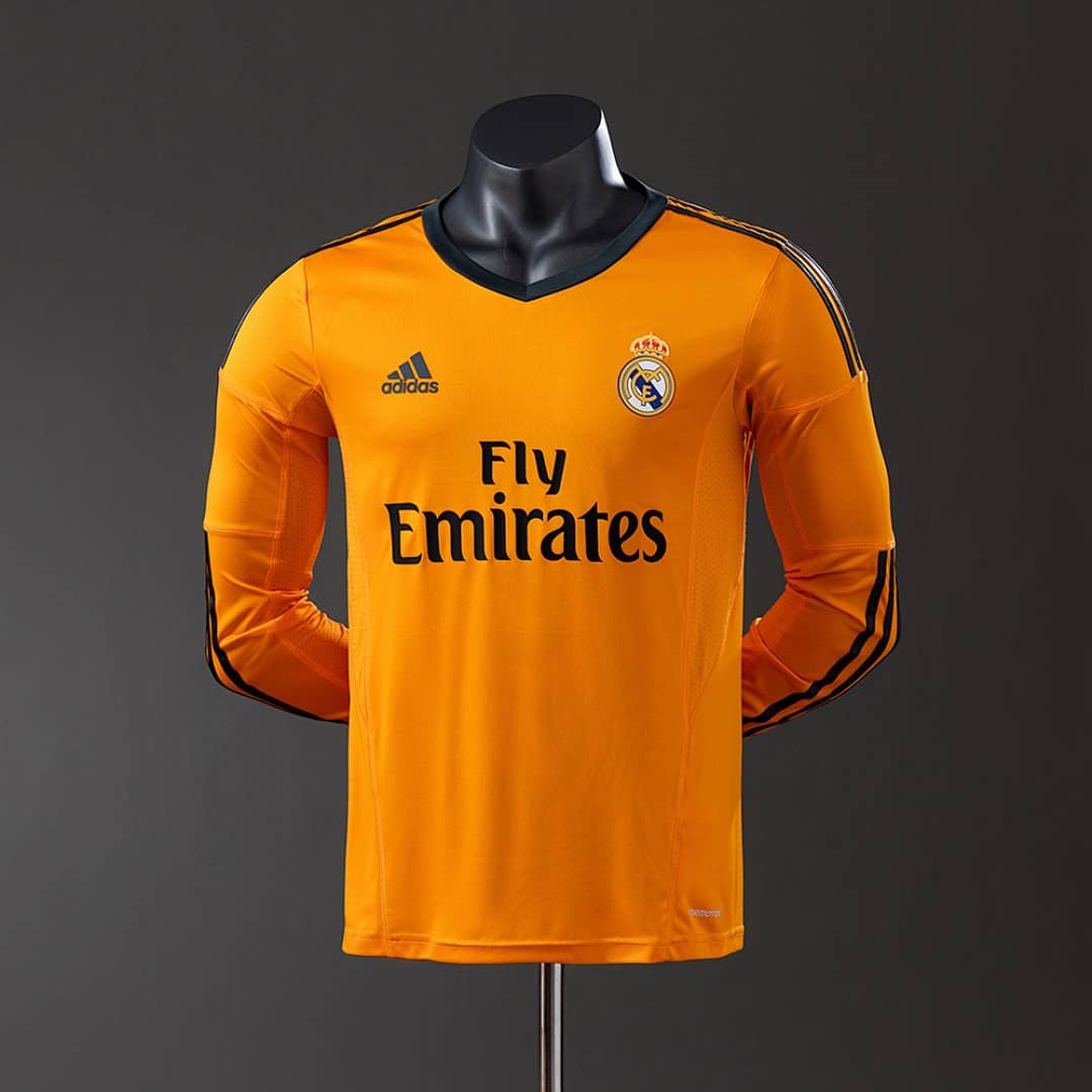 Camisola Terceira do Real Madrid 2013/2014 (Retro, Versao Jogador, Manga Longa)