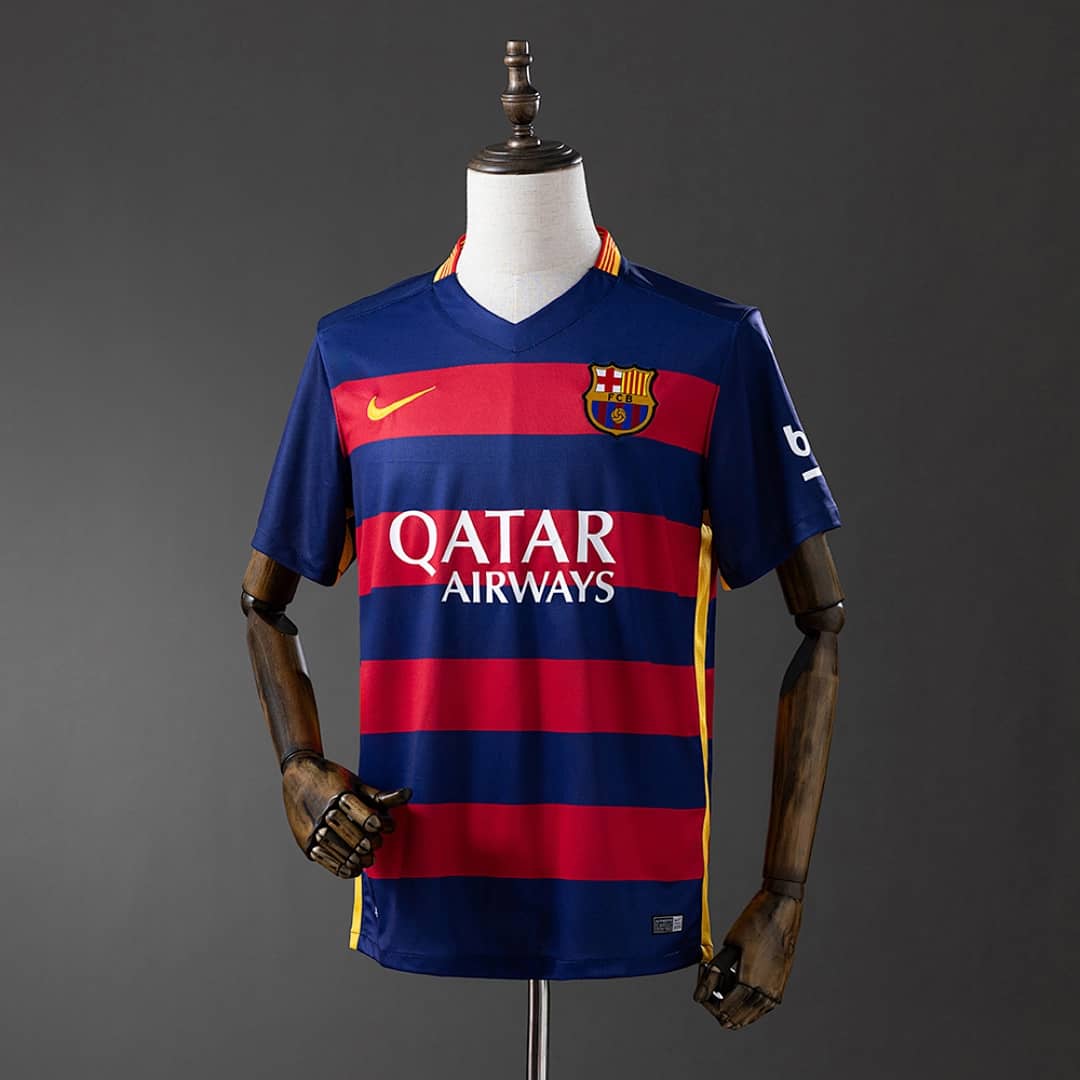 Camisola Principal do FC Barcelona 2015/2016 (Retro)