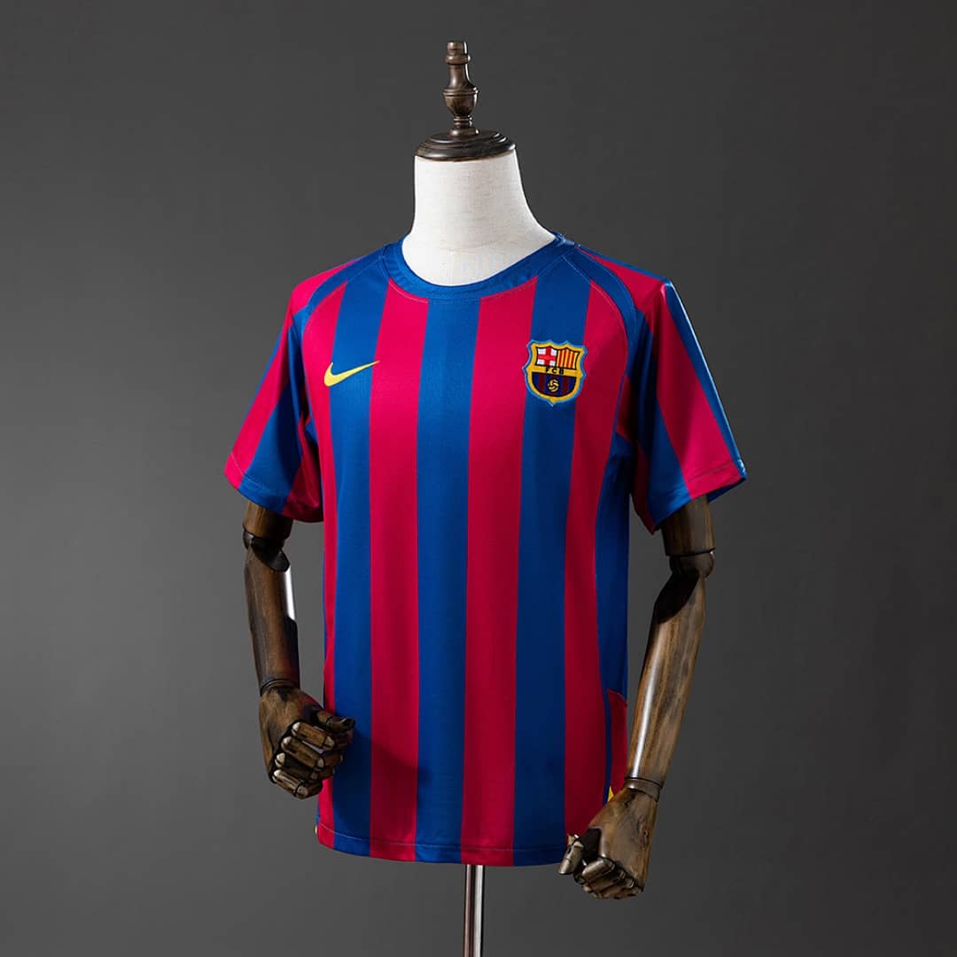 Camisola Principal do FC Barcelona 2005/2006 (Retro)