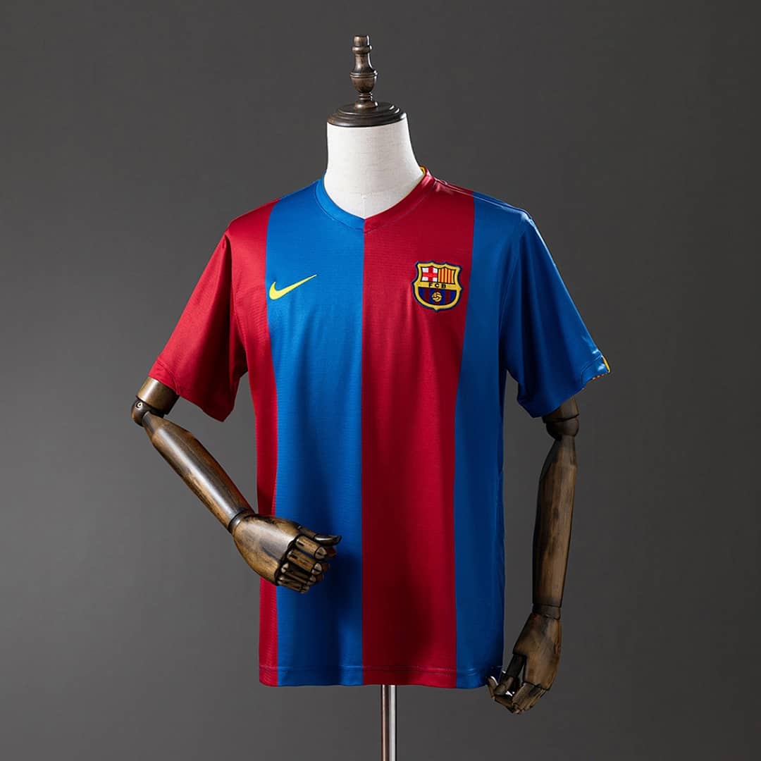 Camisola Principal do FC Barcelona 2006/2007 (Retro)