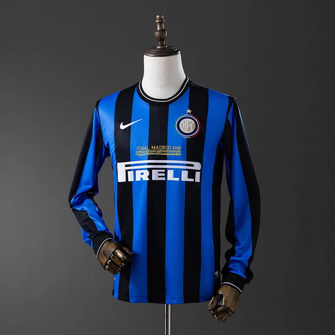 Camisola Principal do Inter Milan 2009/2010 Champions League (Retro)