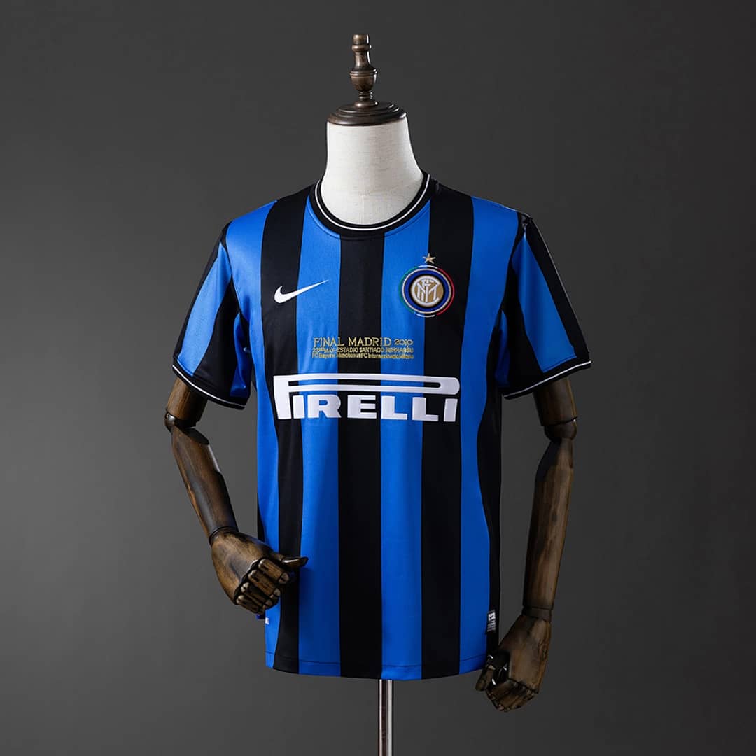 Camisola Principal do Inter Milan 2009/2010 (Retro)