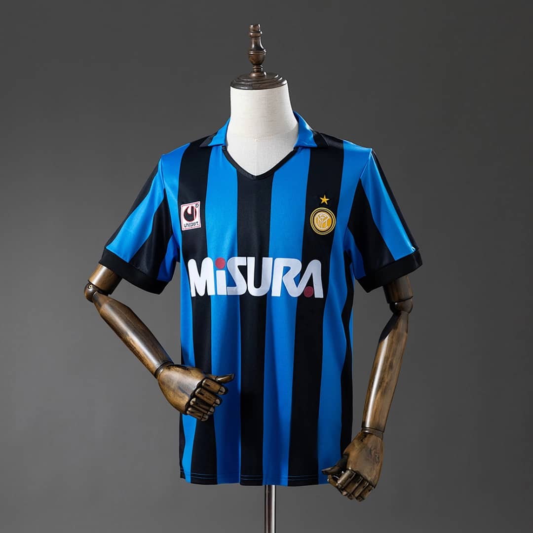 Camisola Principal do Inter Milan 1990/1991 (Retro)