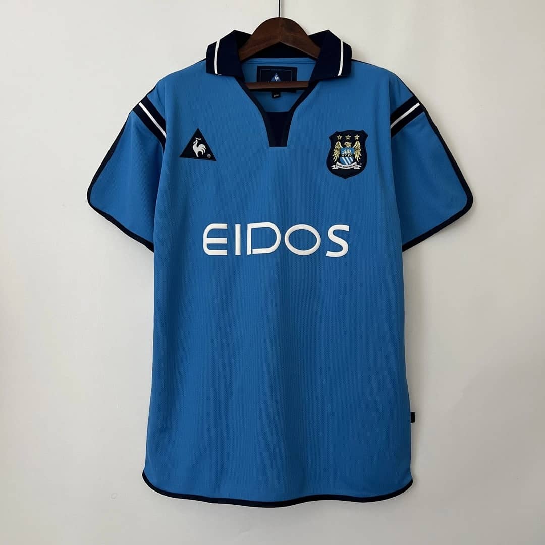 Camisola Principal do Manchester City 2001/2002 (Retro)