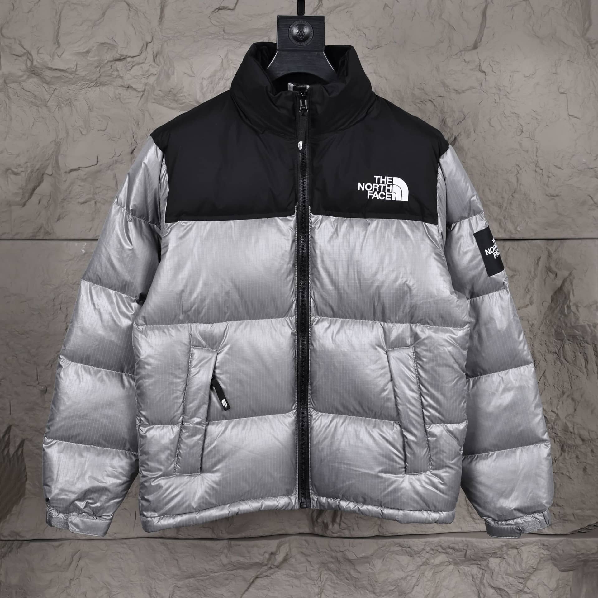 The North Face classic 700 cinza