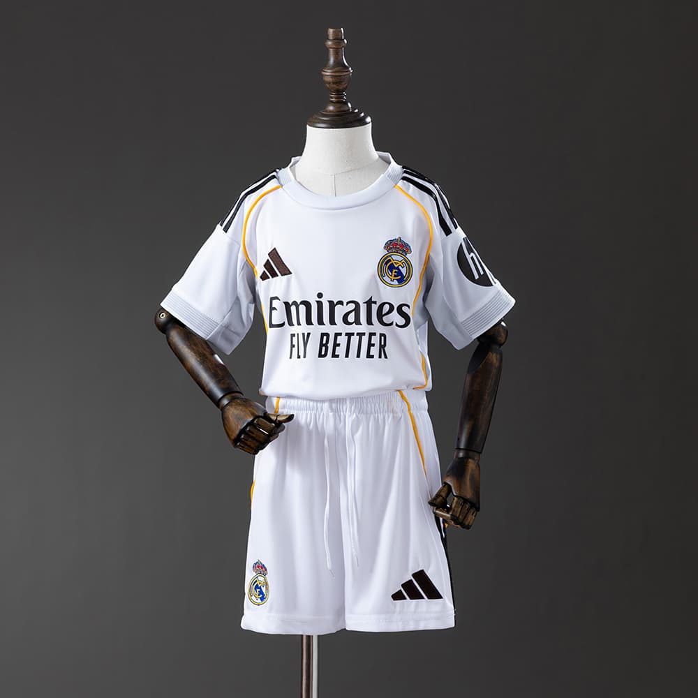 Kit Criança Real Madrid 2025/26 Principal