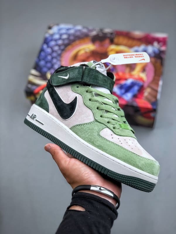 Air Force 107 Mid Preto e Verde Militar