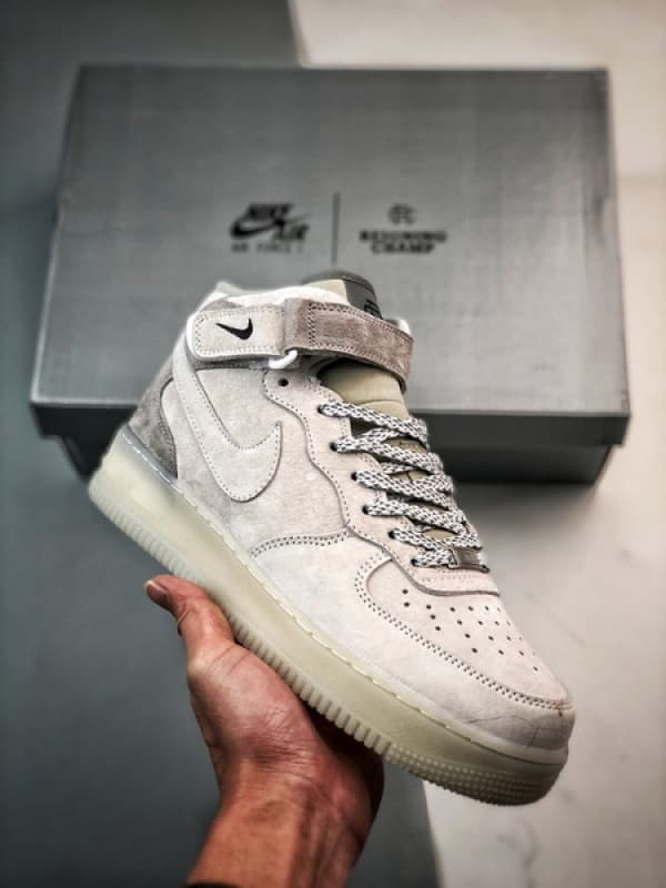 Air Force 1 07 Mid Branco e Cinzento
