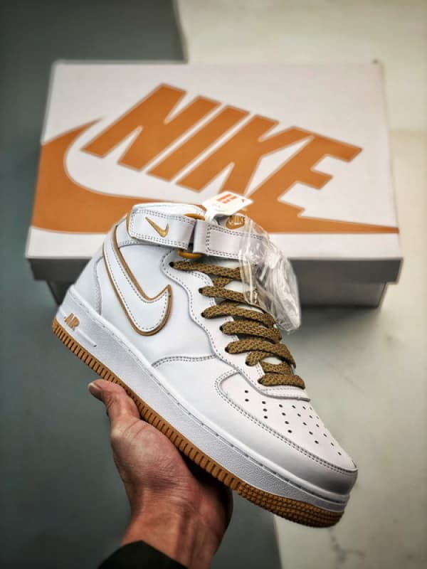 Air Force 1 07 Mid Branco Terra e Amarelo 3M