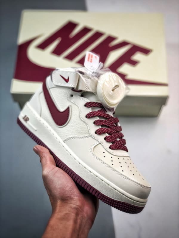 Air Force 1 07 Mid Branco e Vermelho 3M