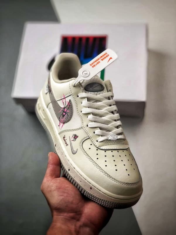 Nike Air Force 1 Low Halloween Spider