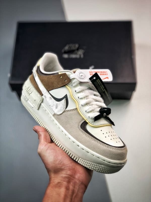 Air Force 1 Shadow Branco Cinzento e Marrom