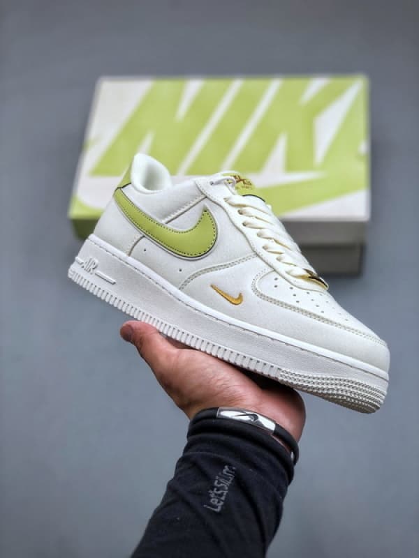 Nike Air Force 1 '07 Verde Maçã