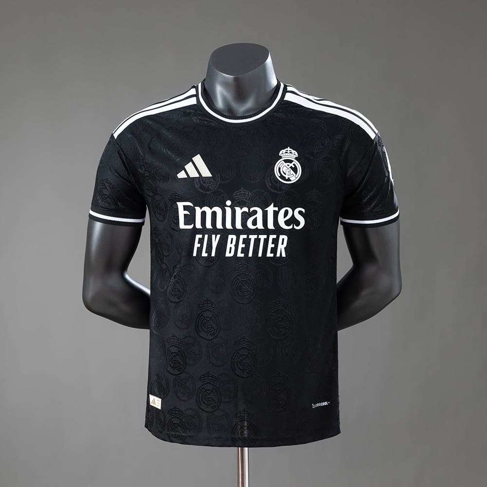 Camisola Edição Especial Real Madrid Preto Versão Jogador 2026/2027 - Vista 1