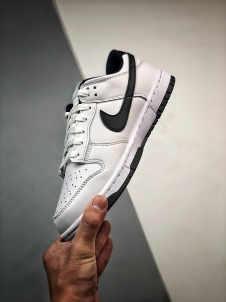 NK Dunk Low Reverse Panda - Vista 2