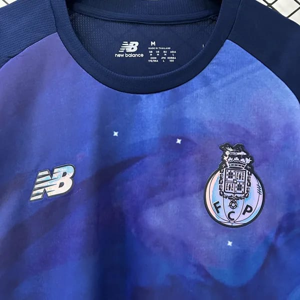 FC Porto Edição Especial Starry Sky 24/25 - Vista 2