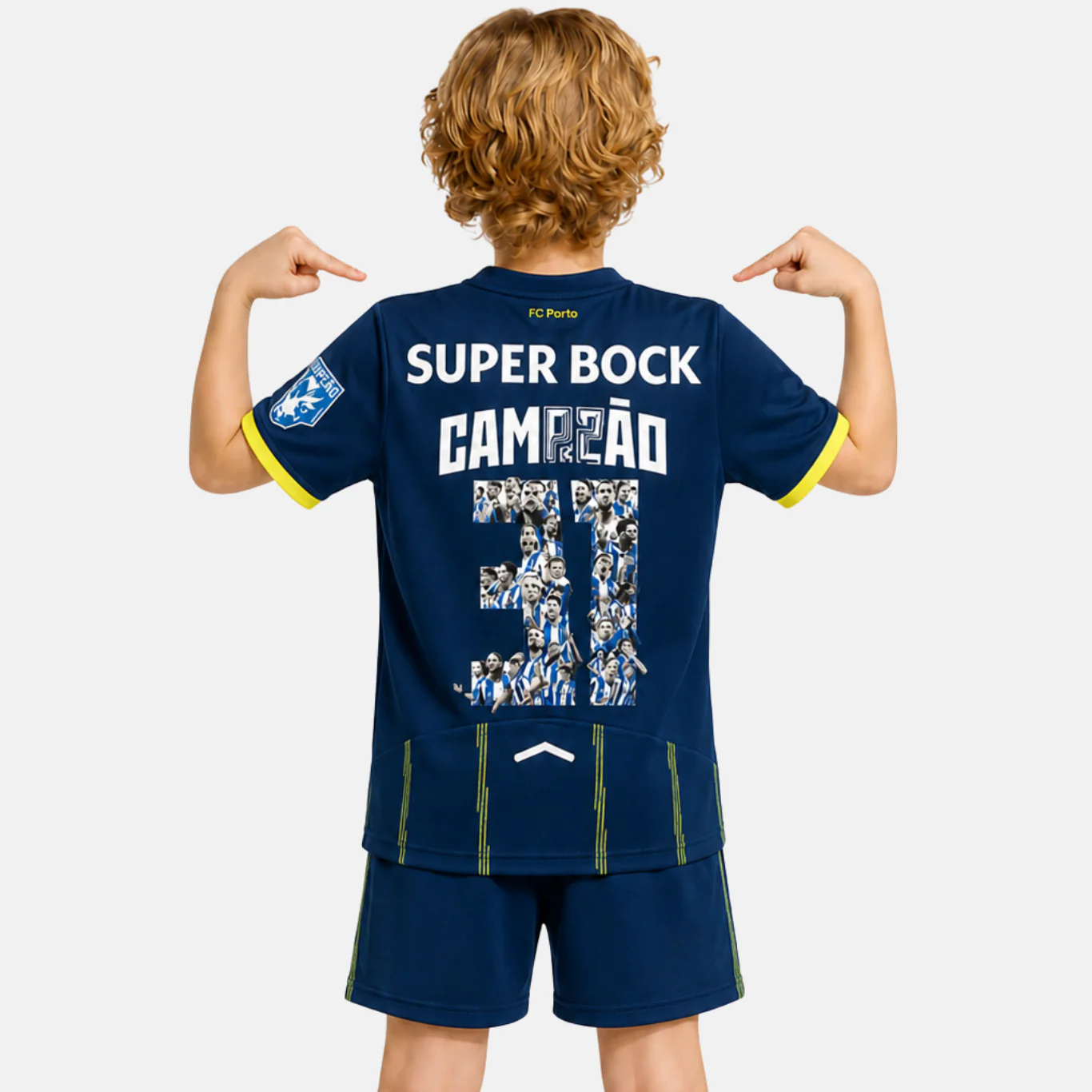 Kit Infantil FC Porto 4º Campeão 31 2025/26 - Vista 1