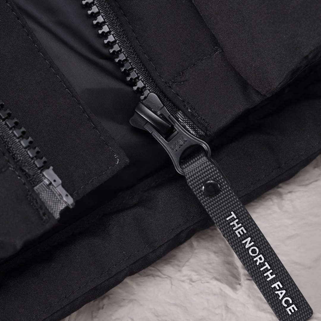 The North Face parka preta - Vista 5
