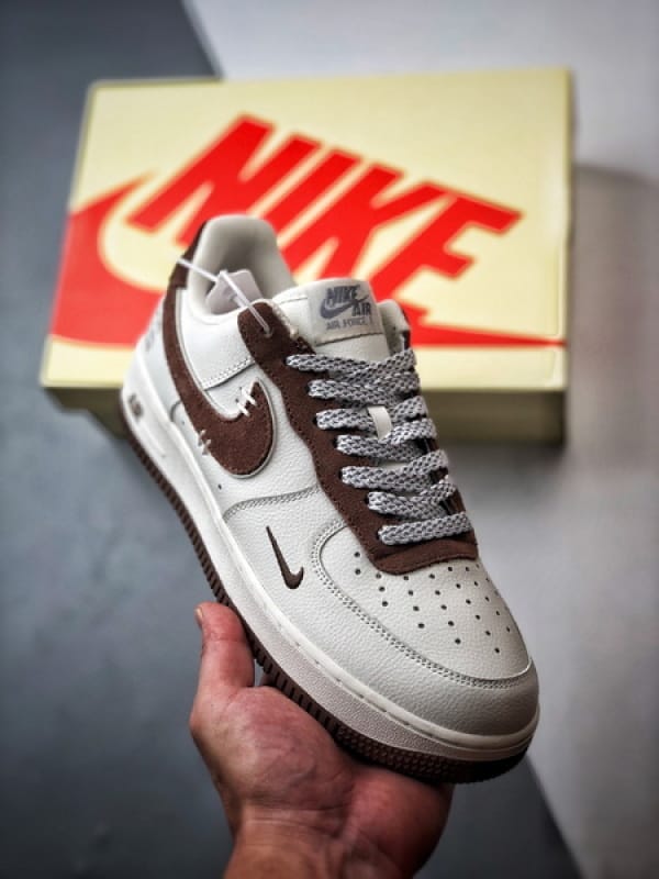 ASSC x Air Force 1 Low Branco e Marrom - Vista 1