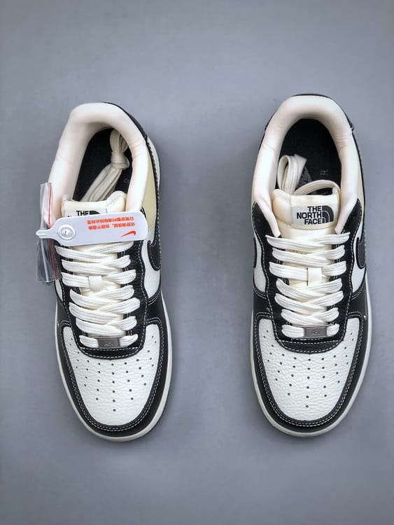 Air Force 1 '07 Low The North Face Couro Lichia Preto - Vista 6