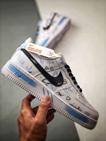 Air Force 1 '07 Low Qixi Limitado Branco, Preto e Azul - Vista 7