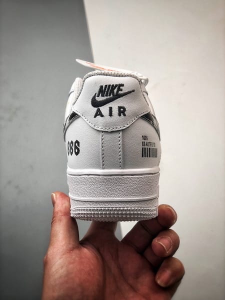 Air Force 1 '07 Low Internet Branco e Preto Graffiti - Vista 3