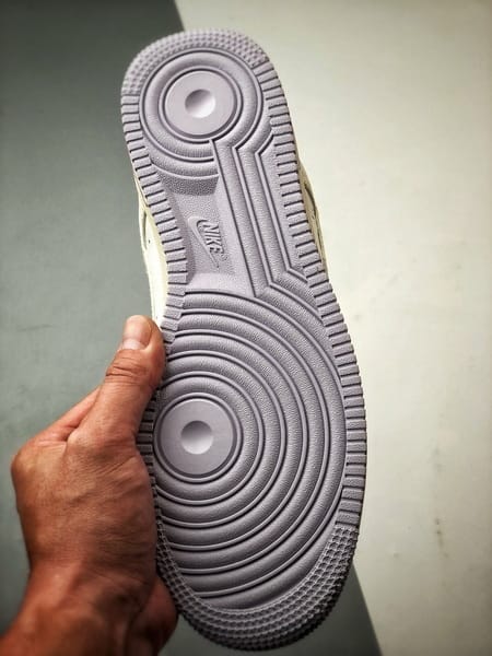 Air Force 1 '07 Low Estilo Chinês Bamboo Bege - Vista 4