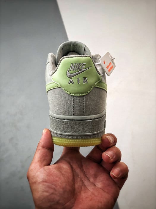Air Force 1 '07 Low Canvas Cinza e Verde - Vista 3