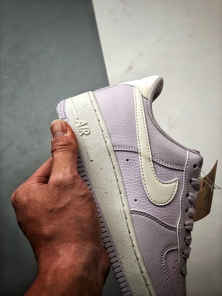 Air Force 1 '07 Low Lilás Claro - Vista 2