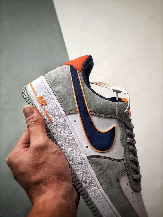 Air Force 1 '07 Low Camurça Cinza - Vista 2