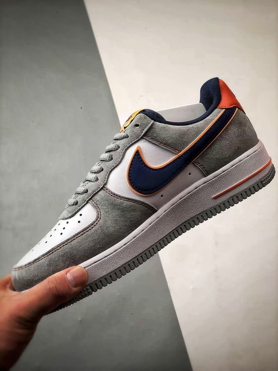 Air Force 1 '07 Low Camurça Cinza - Vista 5