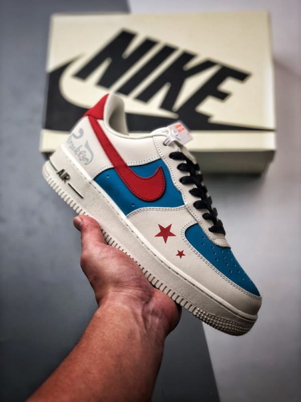 Air Force 1 '07 Low Bege, Azul e Vermelho - Vista 1