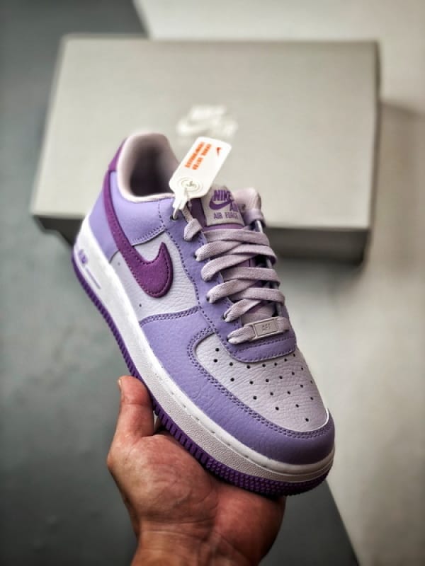 Air Force 1 '07 Low Azul, Branco e Roxo - Vista 1