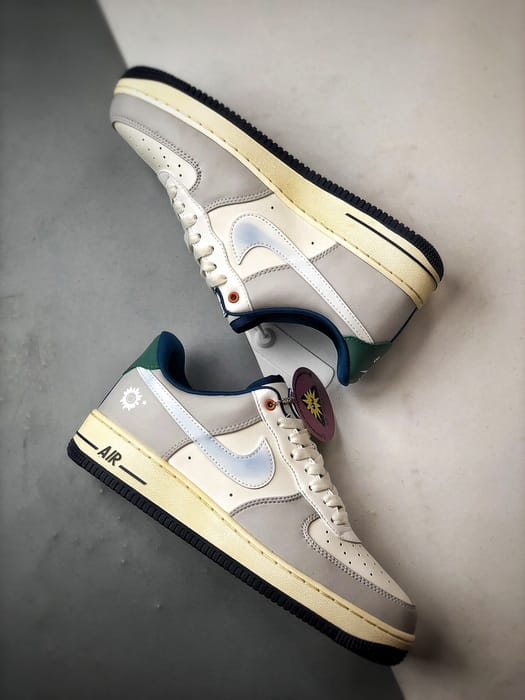 Air Force 1 Low Juvenil Cinza e Branco - Vista 6