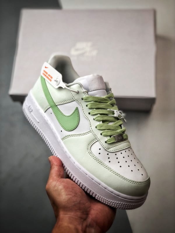Air Force 1 '07 Low Verde Maçã Spray - Vista 1