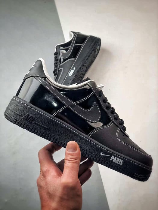 Air Force 1 '07 Low Couro Envernizado Preto - Vista 7